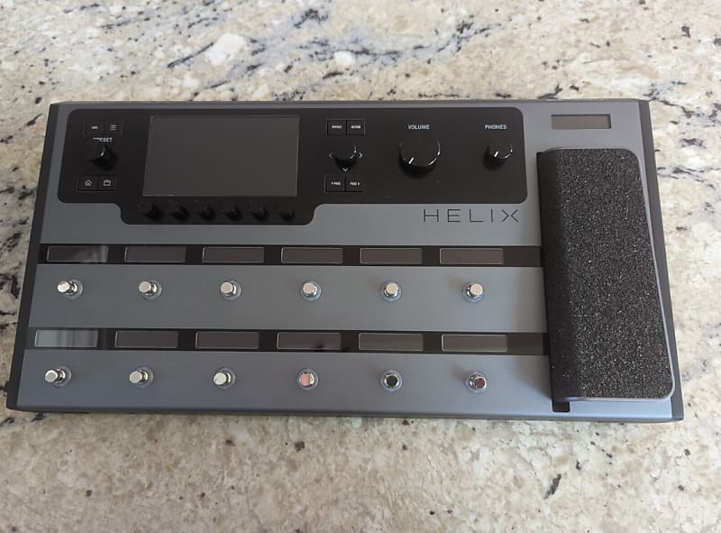 Line 6 Helix Floor Space Gray Excellent Condition Free