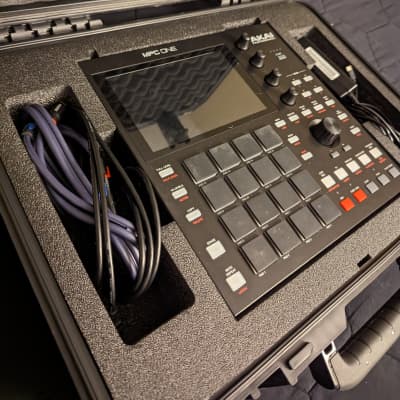 Akai  MPC One Standalone Sampler and Sequencer (plus SKB waterproof case) + free shipping image 2