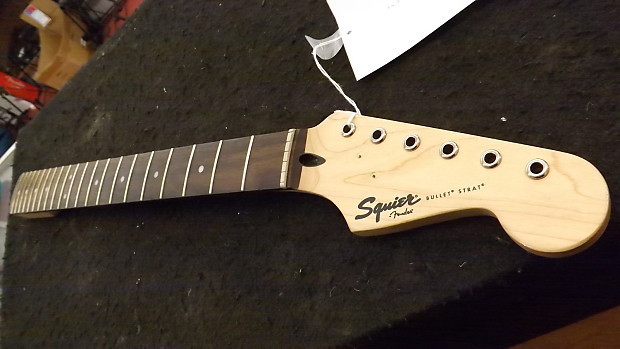 Squier bullet neck top