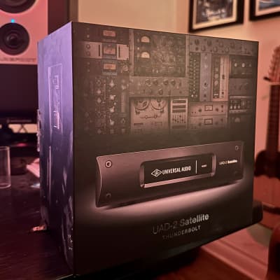 Universal Audio UAD-2 Satellite Thunderbolt OCTO Core | Reverb