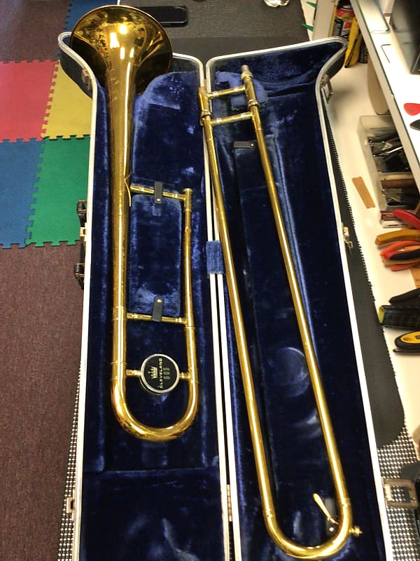 King Cleveland 605トロンボーン ハードケース付き King Cleveland 605 Trombone, USA, w/ case & MP, Good