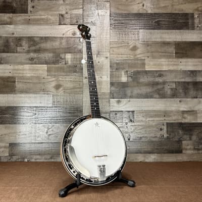 Deering Sierra 5-String Banjo w/ Case image 2