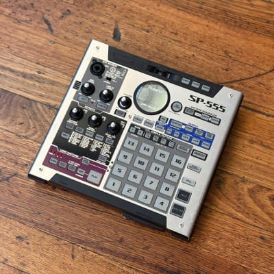 Roland SP-555 Creative Sampler with Performance Effects