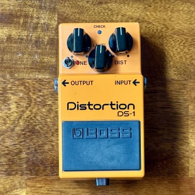 Keeley Boss DS-1 Distortion with Ultra and Seeing Eye Mods