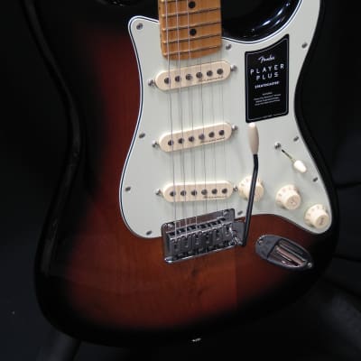 Fender Player Plus Stratocaster  3 Colour Sunburst image 10