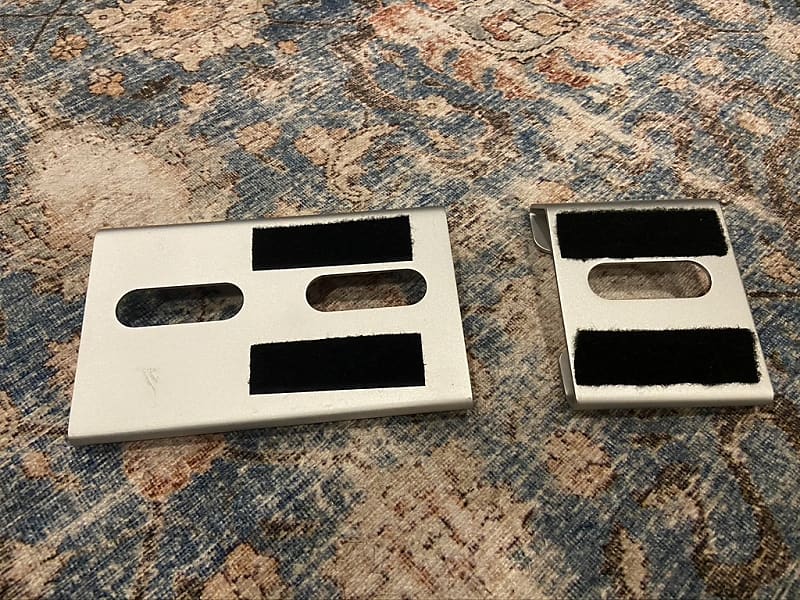 Mono Pedal Board Risers. 1 Rise and 1 Rise+. Silver Reverb