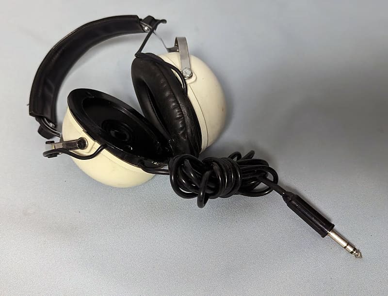 Pioneer SE-20A Stereo Headphones (1970-73) White | Reverb