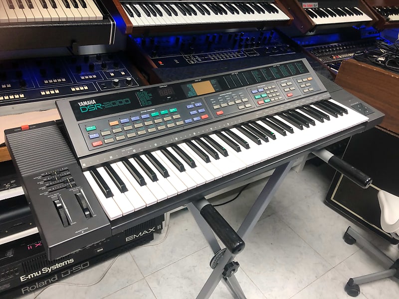 ヤマハ DSR-2000 シンセサイザー Yamaha DSR-2000 FM synth: Still powerful! - YouTube