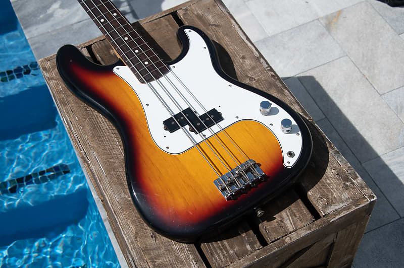 Fender Standard Precision Bass ( PB-43 ) -Made in Japan - Pro Set-Up!