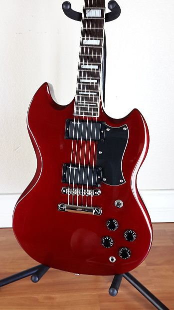 Fender Squier 20th Anniversary 2002 crimson red Gibson Guild Body