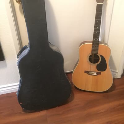 Takamine 12 String Acoustic with Hard Case image 3