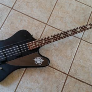 Nikki sixx sales blackbird bass