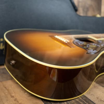 Gibson Custom Shop Hummingbird VS 2010 Vintage Sunburst Acoustic Electric Guitar w/ OHSC image 12