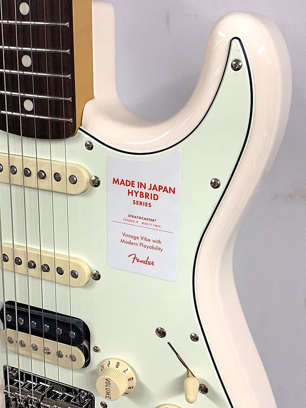 Fender Made in Japan Hybrid 60s Stratocaster HSS SN:3911 ≒3.55kg