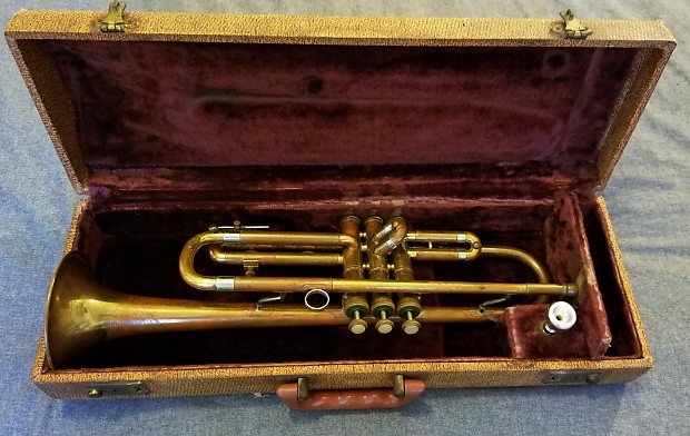 Fe olds and shop son trumpet