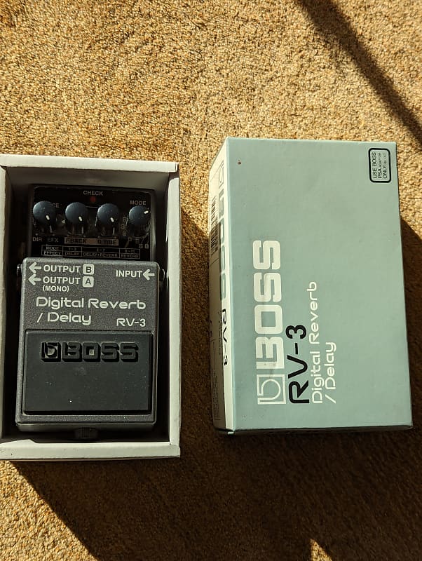 Boss RV-3 Digital Reverb/Delay | Reverb