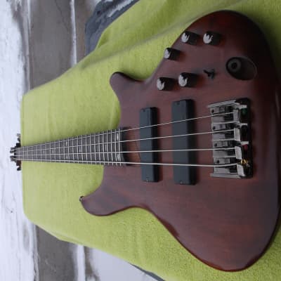 Ibanez SR500 Four String Electric Bass Guitar and Gig Bag for sale
