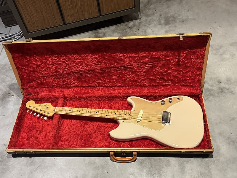 ギター 1956 Fender Musicmaster full original 1956 Fender Musicmaster Electric Guitar – Queens Vintage Guitars