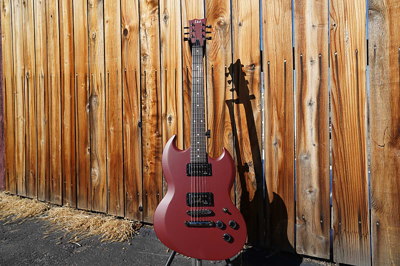 鹿　スカル　（ブロンズ調） ESP LTD TA-604 FRX BLKS – United States