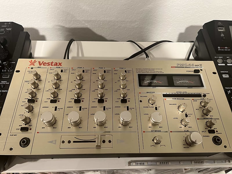 ジャンク Vestax PMC26 DJミキサー ロータリーミキサー ベスタクス