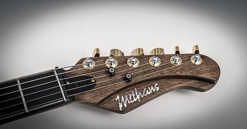 Mithans Guitars T'roots (American Walnut) boutique electric guitar