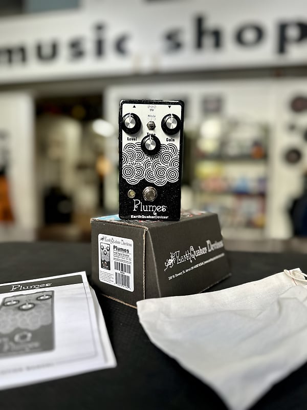 EarthQuaker Devices Plumes Small Signal Shredder