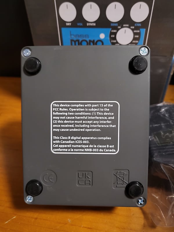 Amazon.com: Electro-Harmonix Bass Mono Synth Bass