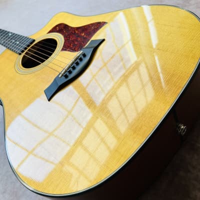 Taylor 310ce with Fishman Electronics 2000 - Natural image 10
