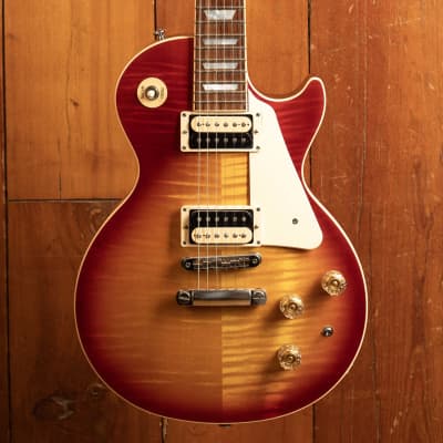 ギブソン　レスポール　クラシック2015 Gibson - 2015 Les Paul Classic Demo at GAK - YouTube