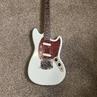 Squier Vintage Modified Mustang with Rosewood Fretboard 2014 - 2017 - Sonic Blue image 2
