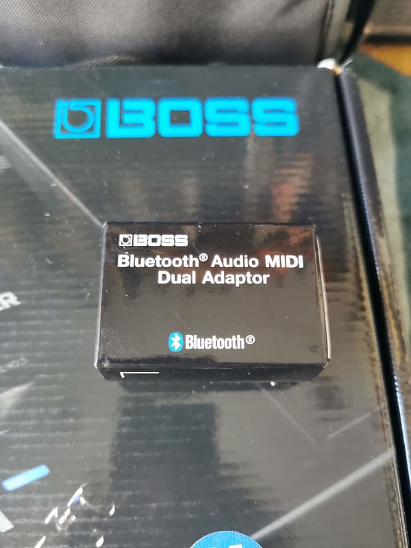 Boss GX-100 Bundle with Original Bag and Boss BT-Dual Bluetooth