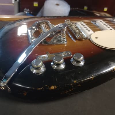 Vox Mark IX 1960's Vintage 9 string electric guitar 3 Tone Sunburst w hard case *** FREE SHIPPING *** image 16