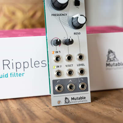 鍵盤楽器 mutable instruments - Ripples V2 Ripples V2 - Eurorack Modules and Cases • Sylph Modular