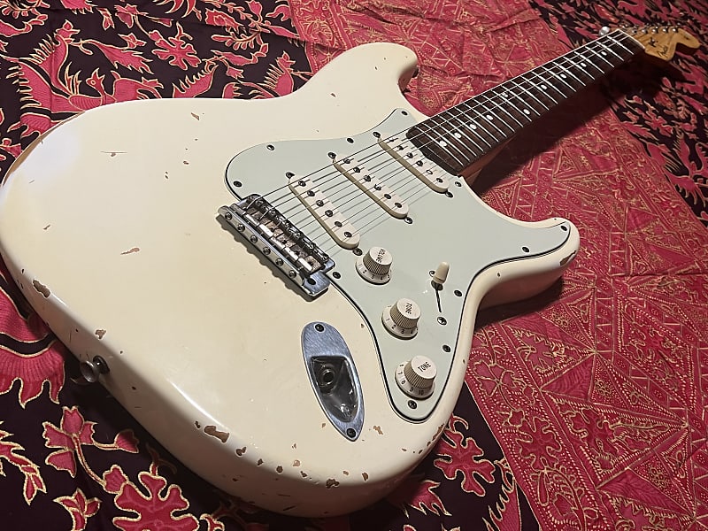 Fender Custom Shop '60s Reissue "Cunetto" Relic Stratocaster 1996 Olympic White image 1