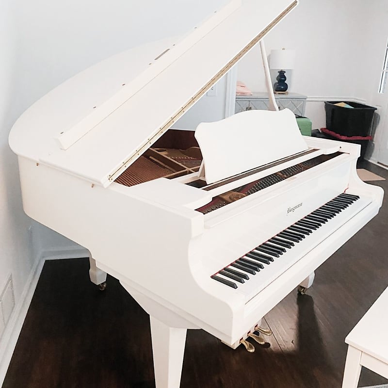 Gorgeous baby grand musical piano clearance with bench