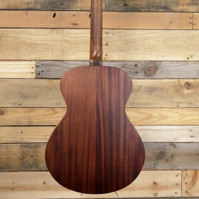 Breedlove Discovery S Concert Acoustic Guitar Sitka Spruce/African Mahogany "Floor Model Demo" image 5