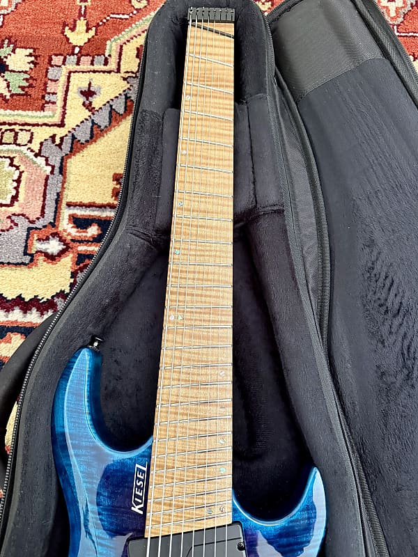 Kiesel OM8 | Reverb Canada