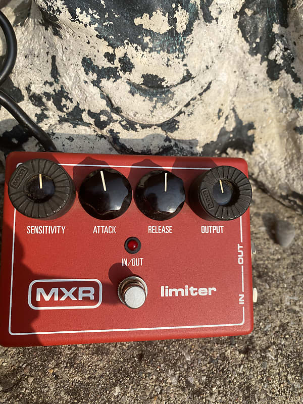 MXR Limiter 110 model block logo 1980's - Red | Reverb
