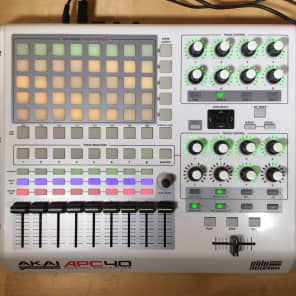 AKAI APC40 SPECIAL EDITION 限定版ホワイトカラー Akai APC 40 Special Edition White | Reverb