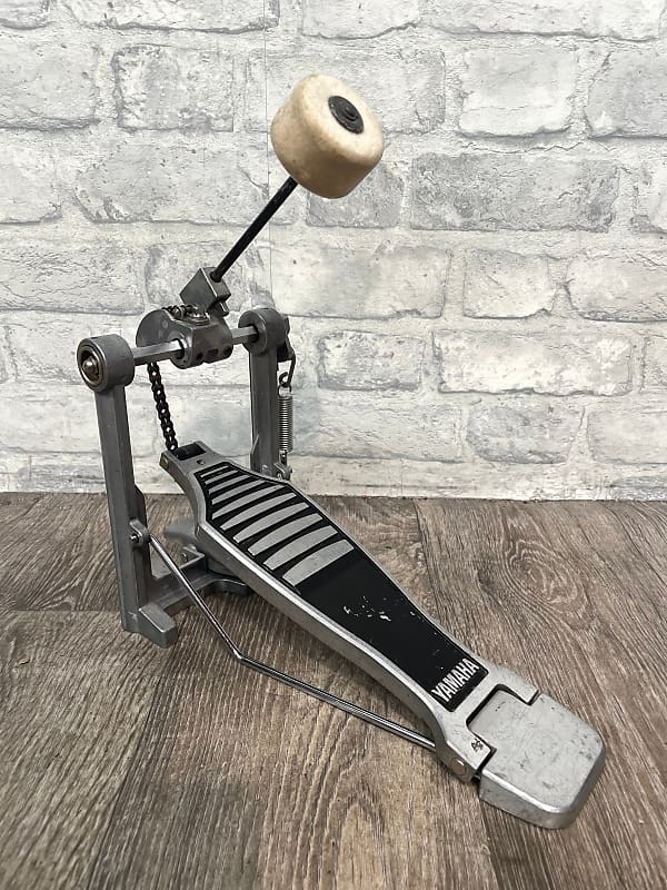 Yamaha Single Bass Drum Kick Pedal Drum / Chain Drive #EU4 | Reverb