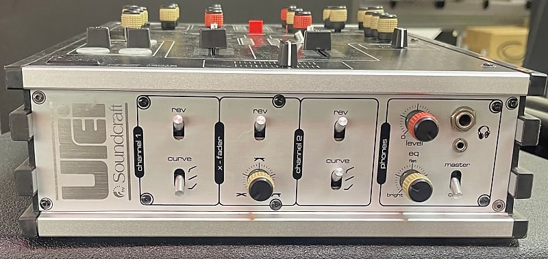 Urei 1601S ミキサー Urei 1601S ミキサー Urei 1601S Digital Scratch Mixer with