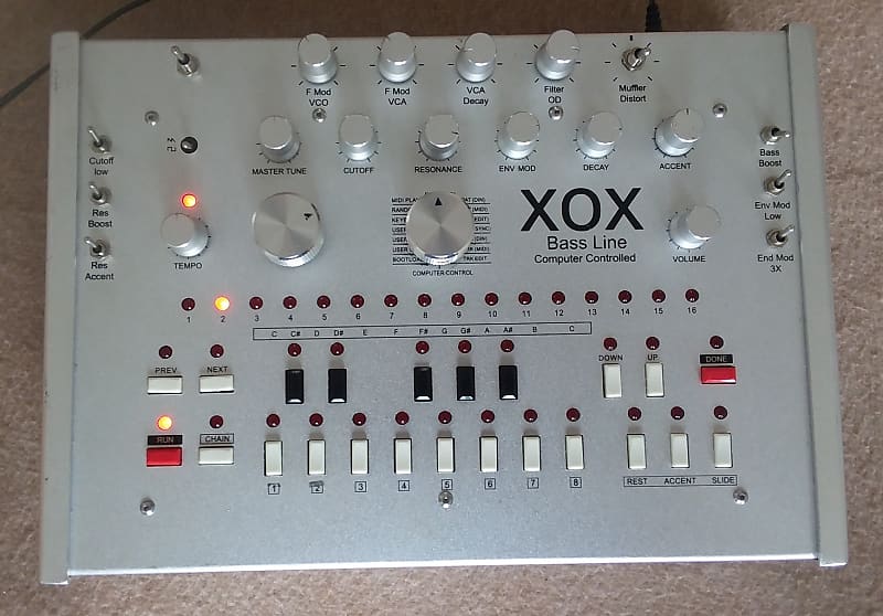 x0xb0x analog bass line synthesizer- 303 clone with Atomic mods - xoxbox image 1