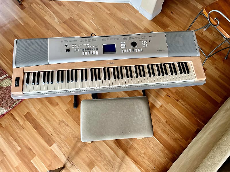 Yamaha DGX-620 portable digital grand piano | Reverb