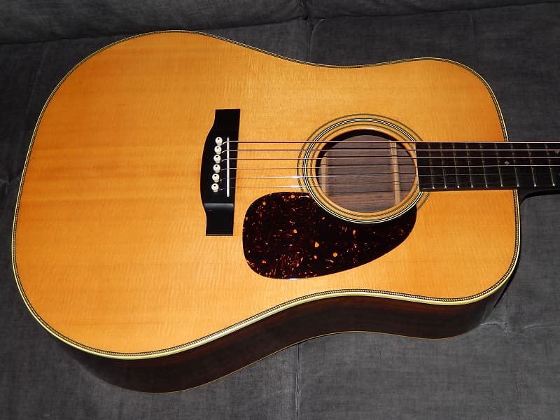 MADE IN JAPAN 1982 - CAT'S EYES CE800 - SIMPLY GREAT MARTIN D28 STYLE  ACOUSTIC GUITAR