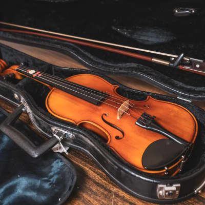 Suzuki NS-20 1/4 Violin Outfit image 2
