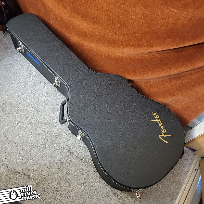 Fender acoustic guitar online with hard case