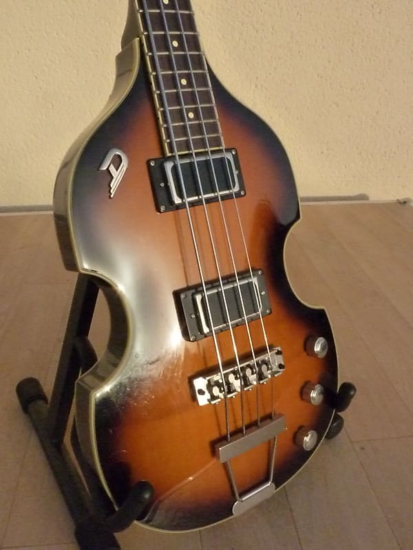 Duesenberg Violin Bass 2010 Sunburst image 1