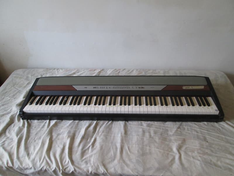 SP250/SP250 Digital piano Reverb