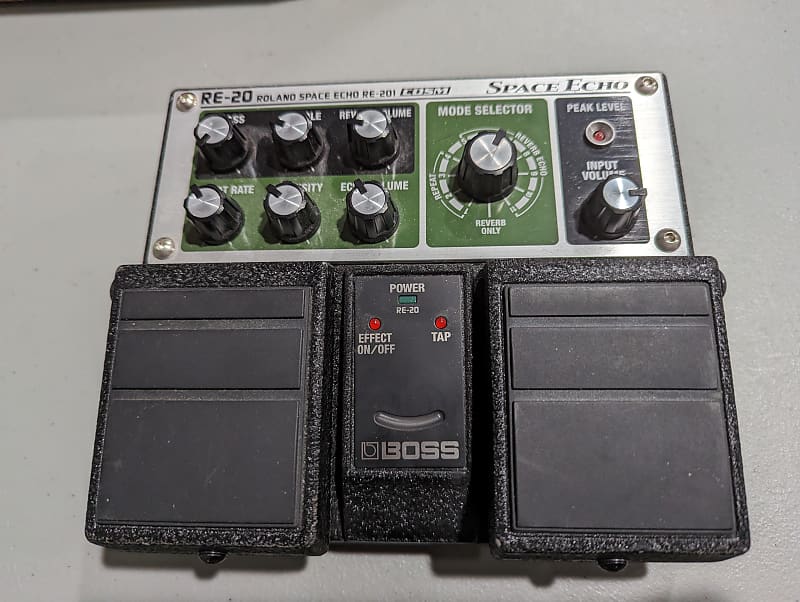 Boss RE-20 Space Echo