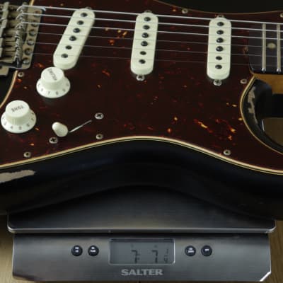 Fender Custom Shop 61 Strat Heavy Relic, Black CZ558643 image 6